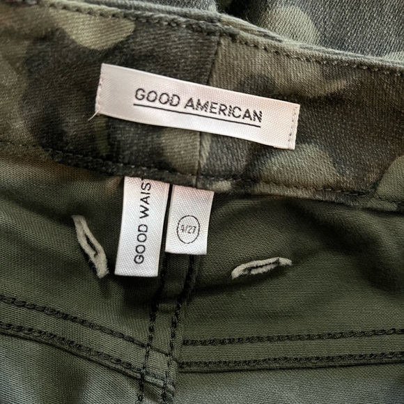Good American Good Waist Skinny Jean Camo - Picture 9 of 10
